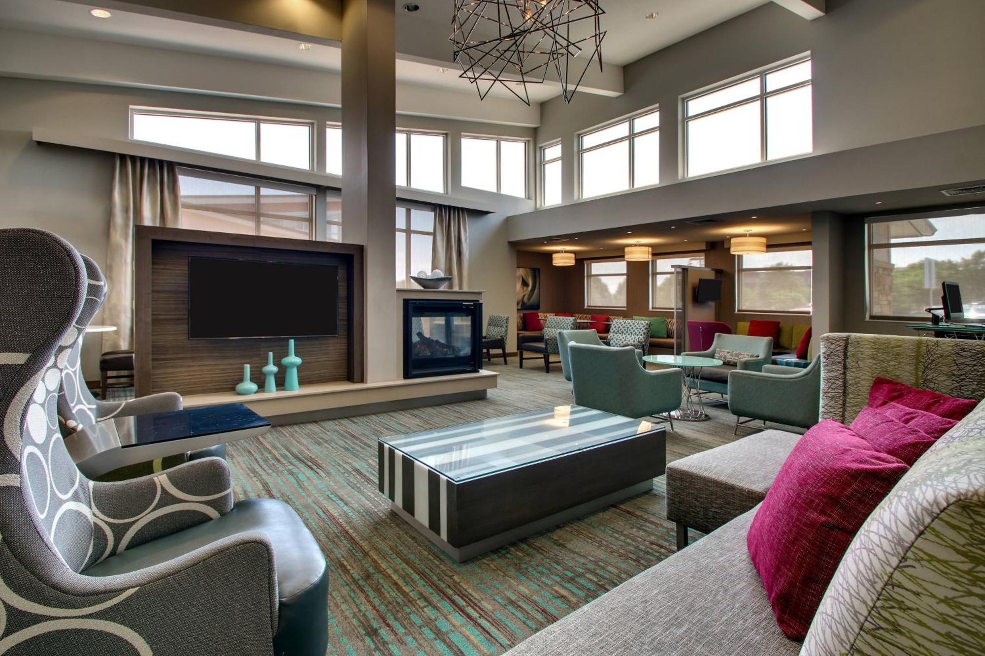 Residence Inn By Marriott Philadelphia Valley Forge/Колледжвиль Экстерьер фото