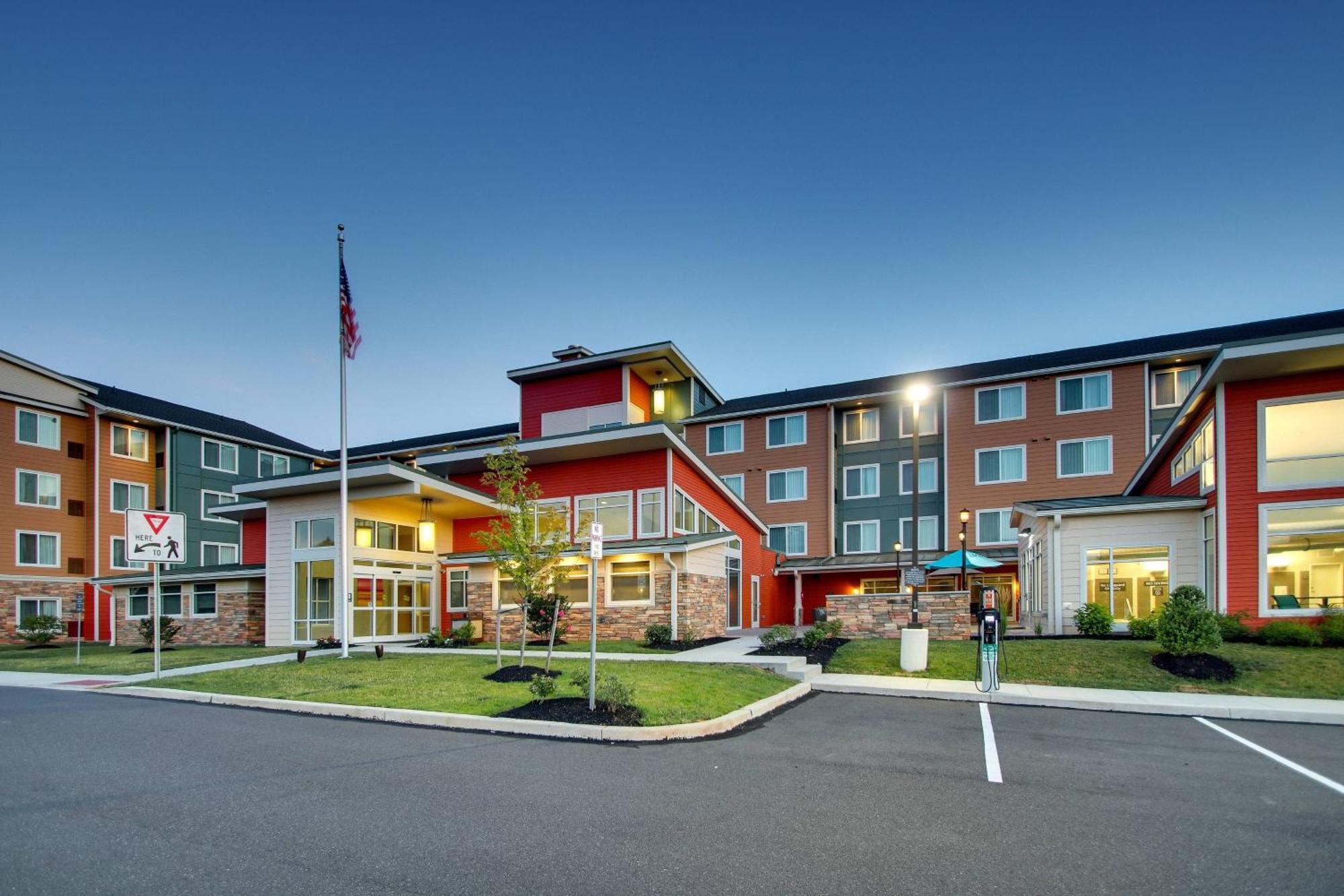 Residence Inn By Marriott Philadelphia Valley Forge/Колледжвиль Экстерьер фото