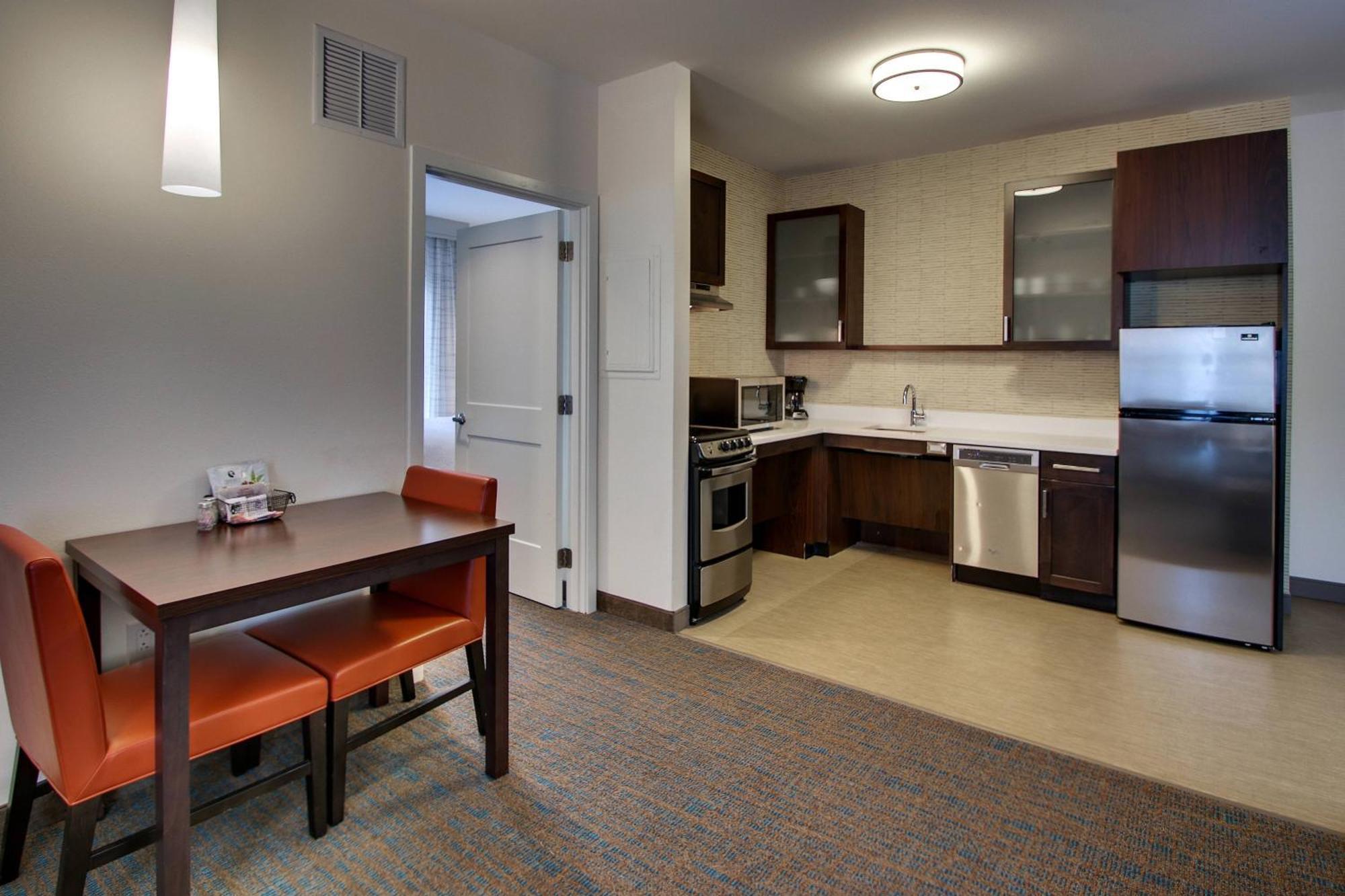 Residence Inn By Marriott Philadelphia Valley Forge/Колледжвиль Экстерьер фото